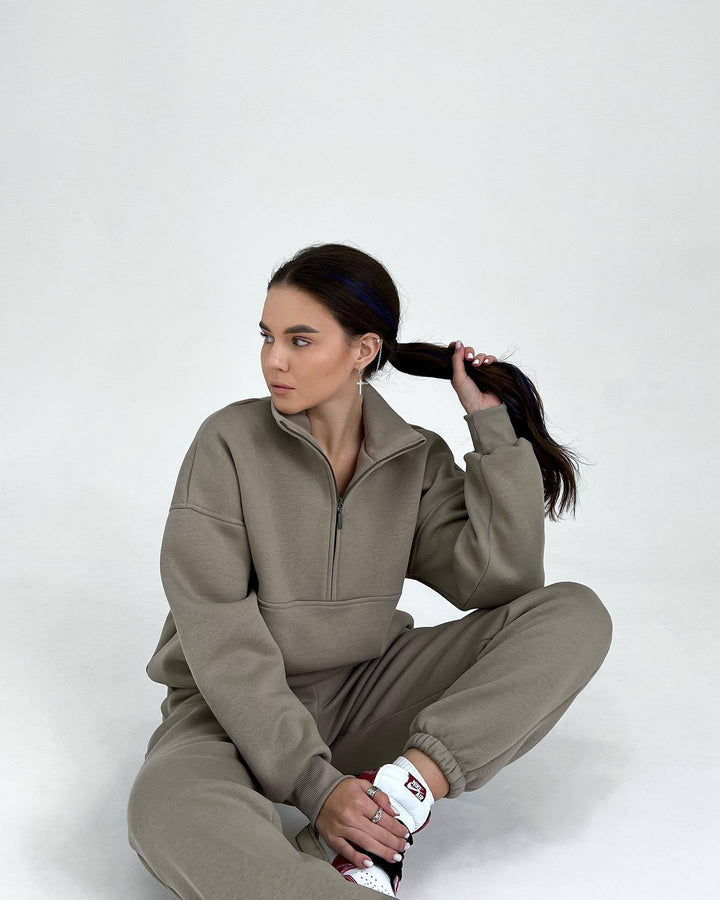 High-performance women's sweatshirt in fleece with high collar and zip Lune London