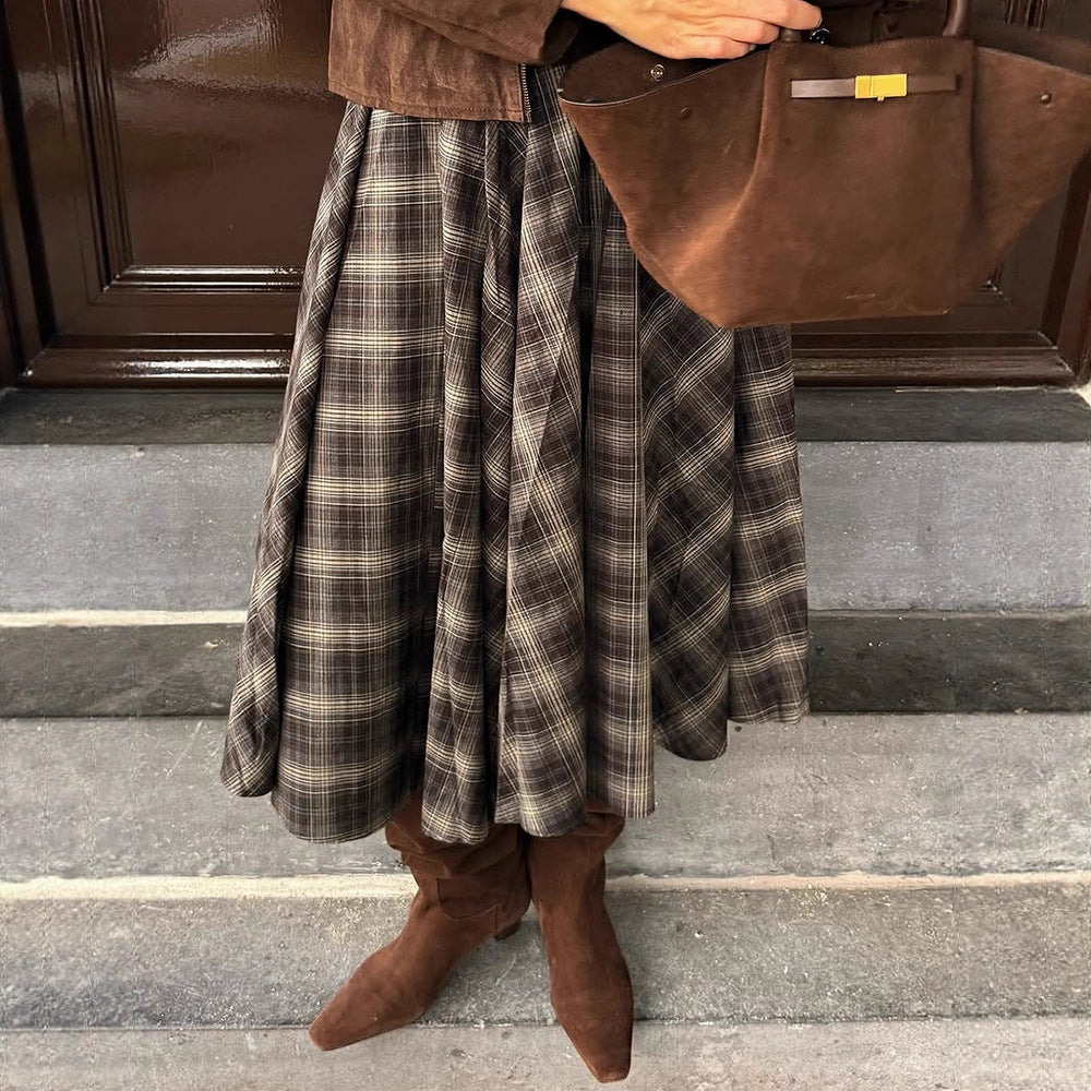 Women's Checked Midi Skirt with Wide Pleated Cut and High Waist Amarae