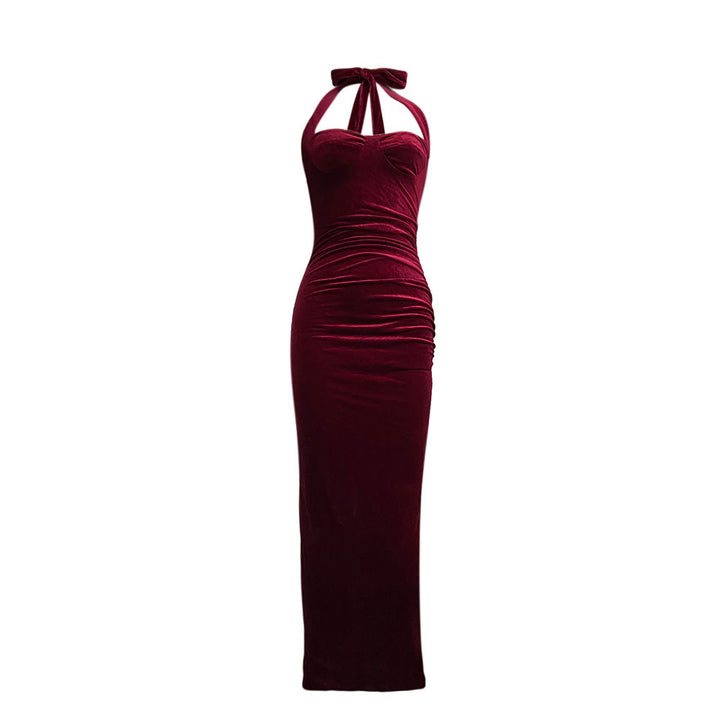 Robe de soirée ajustée pour femmes avec décolleté en cœur élégant et design drapé Chic & Stil