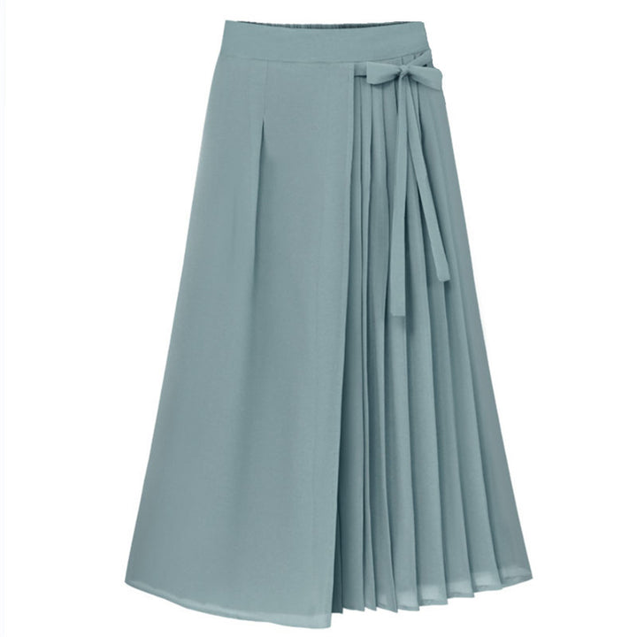 Elegant pleated skirt for women with side belt at the waist Lune London