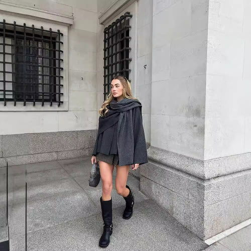 Manteau sur mesure pour femmes avec col montant Chic & Stil