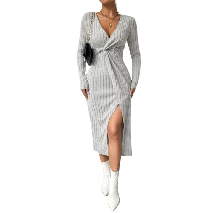 Robe midi ajustée pour femme avec détail twist et fente latérale Chic & Stil