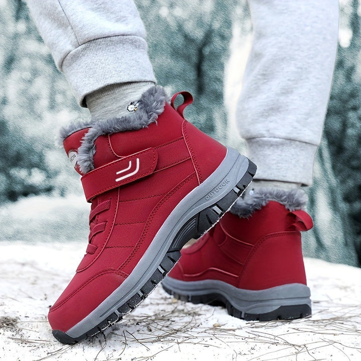 Men's Insulated Winter Trekking Boots with Velcro and Faux Fur Lining Amarae