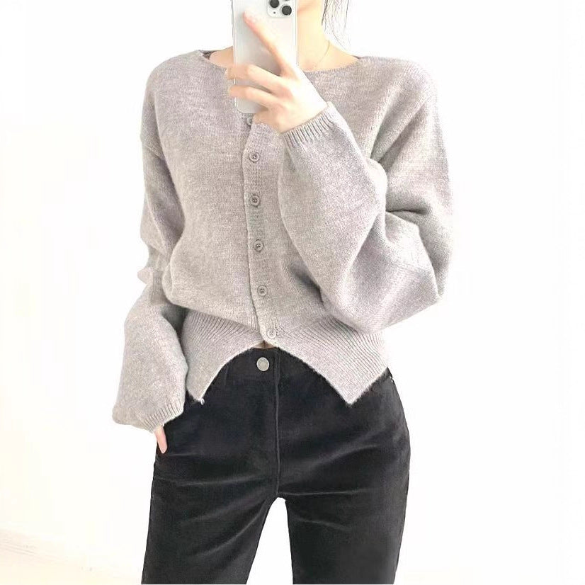 Cardigan court pour femmes avec patte de boutonnage et manches surdimensionnées Chic & Stil