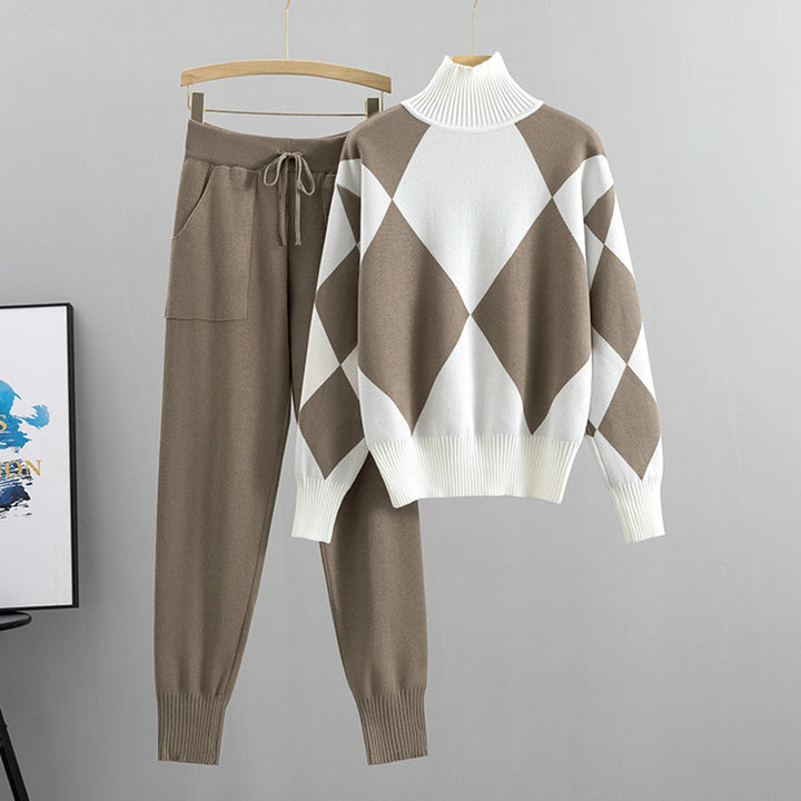 Knit set for women with a modern diamond pattern and a high collar Lune London