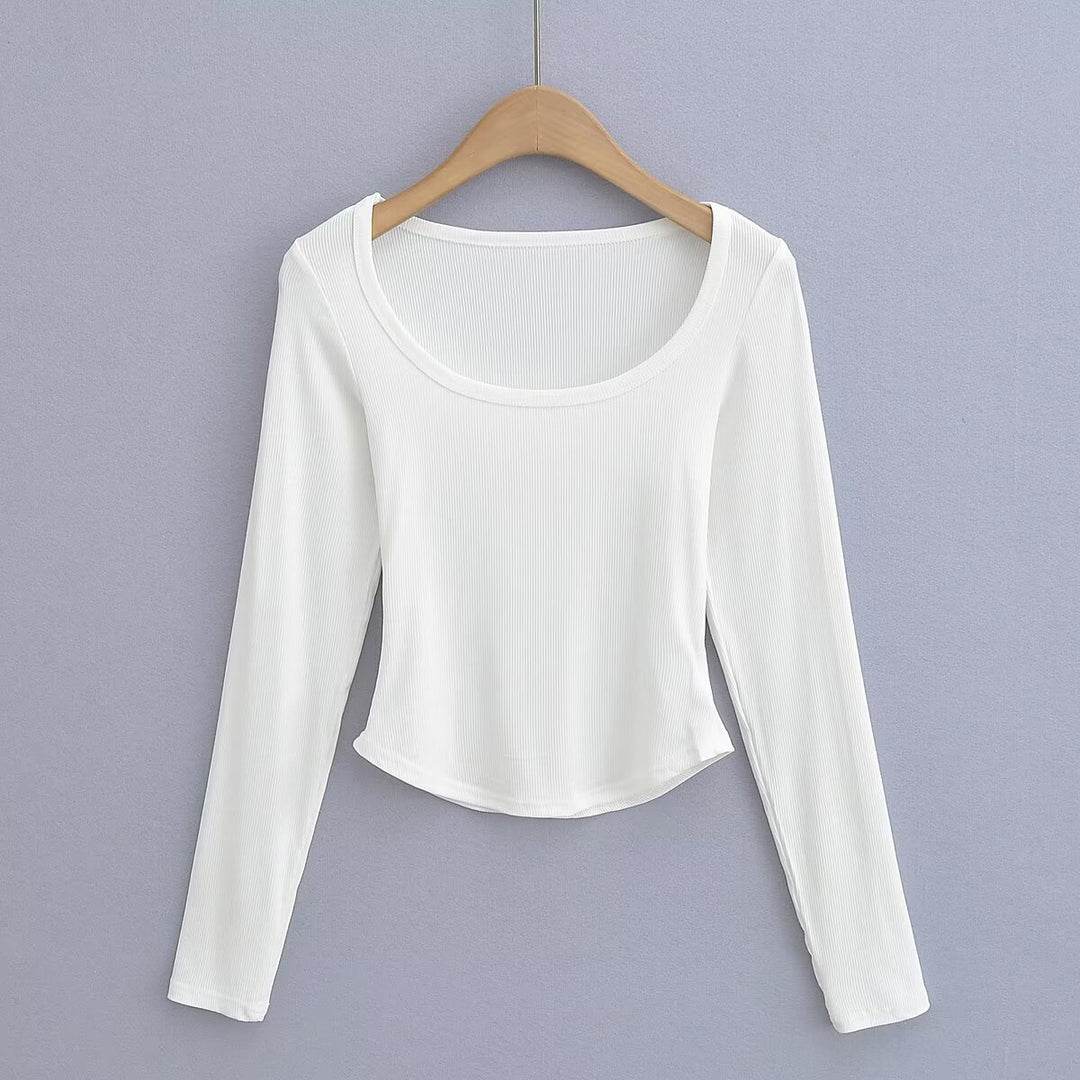 Long sleeve t-shirt for women with an elegant round neck and a fine ribbed structure Lune London