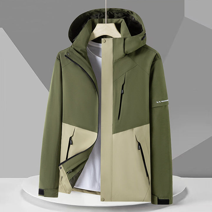 Men's technical softshell jacket with hood, windproof membrane, and chest zipper pocket Amarae