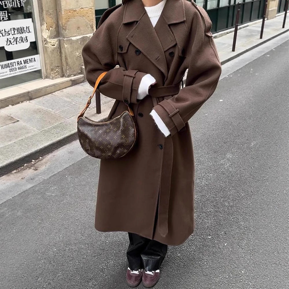 Oversized trench coat for women in high-quality wool blend with double breasted Lune London