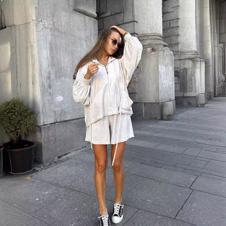 Women's casual fleece jacket with hood and loose fit Chic & Stil