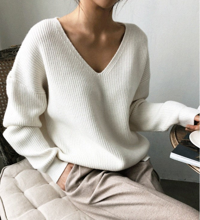 Pull-over pour femmes confortable avec col en V et texture côtelée Chic & Stil