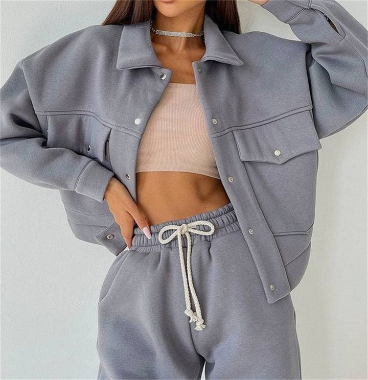 Women's sporty leisure set with a trendy jacket and comfortable joggers Lune London