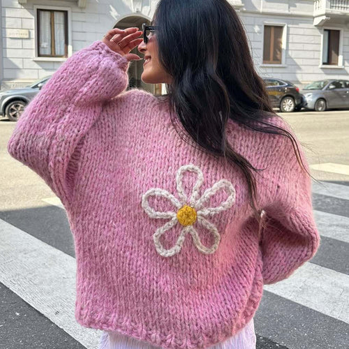 Casual knit sweater for women with floral pattern and oversized fit Amarae