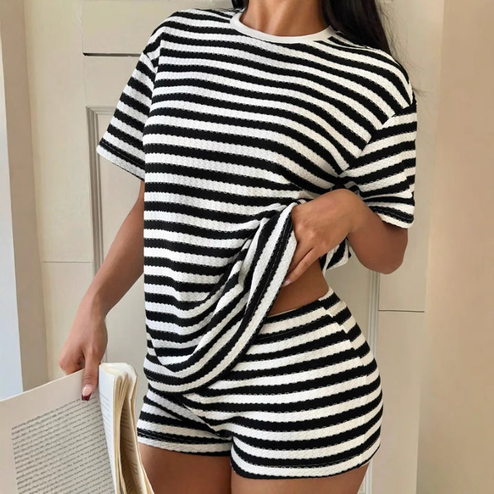 Casual striped t-shirt for women with a high-quality structure Lune London