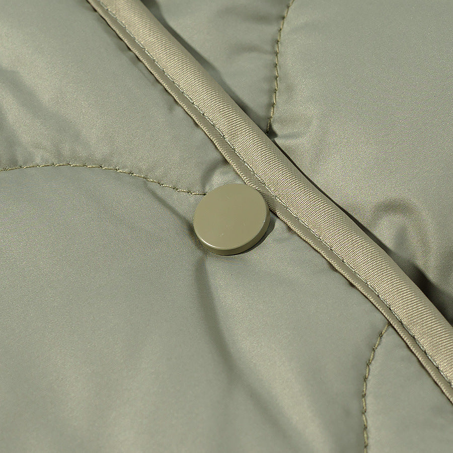 Quilted transitional jacket for women with round collar and snap buttons Lune London