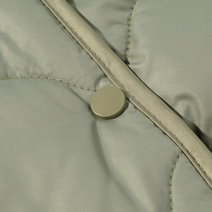 Quilted transitional jacket for women with round collar and snap buttons Lune London