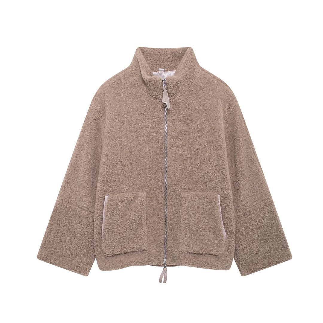 Comfortable fleece jacket for women with a high collar and practical pockets Lune London
