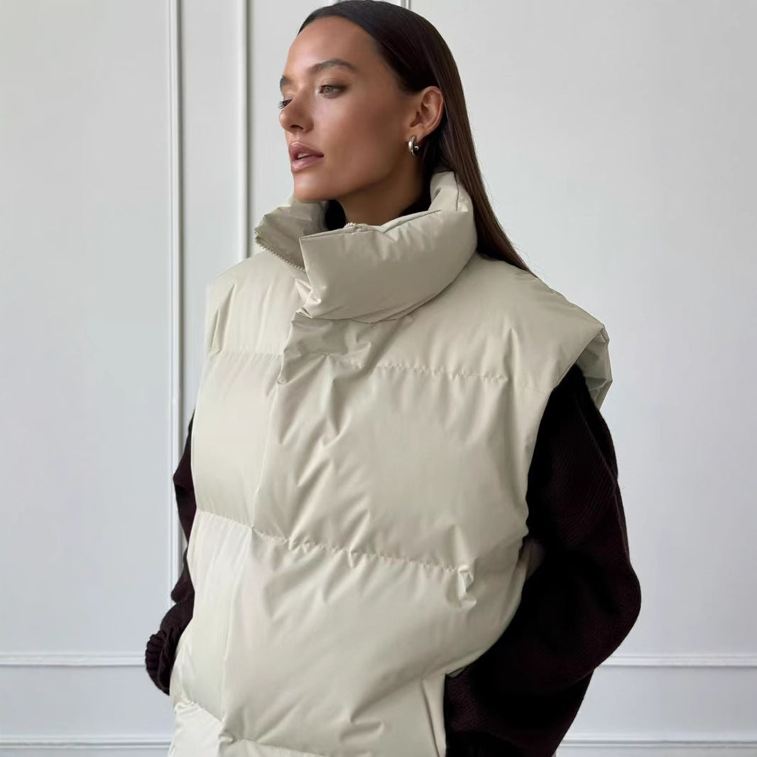 Ladies padded vest with high collar and pockets Amarae