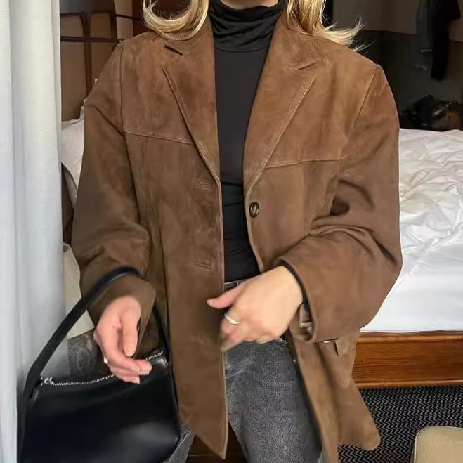 Trendy suede jacket for women with oversized casual style Lune London