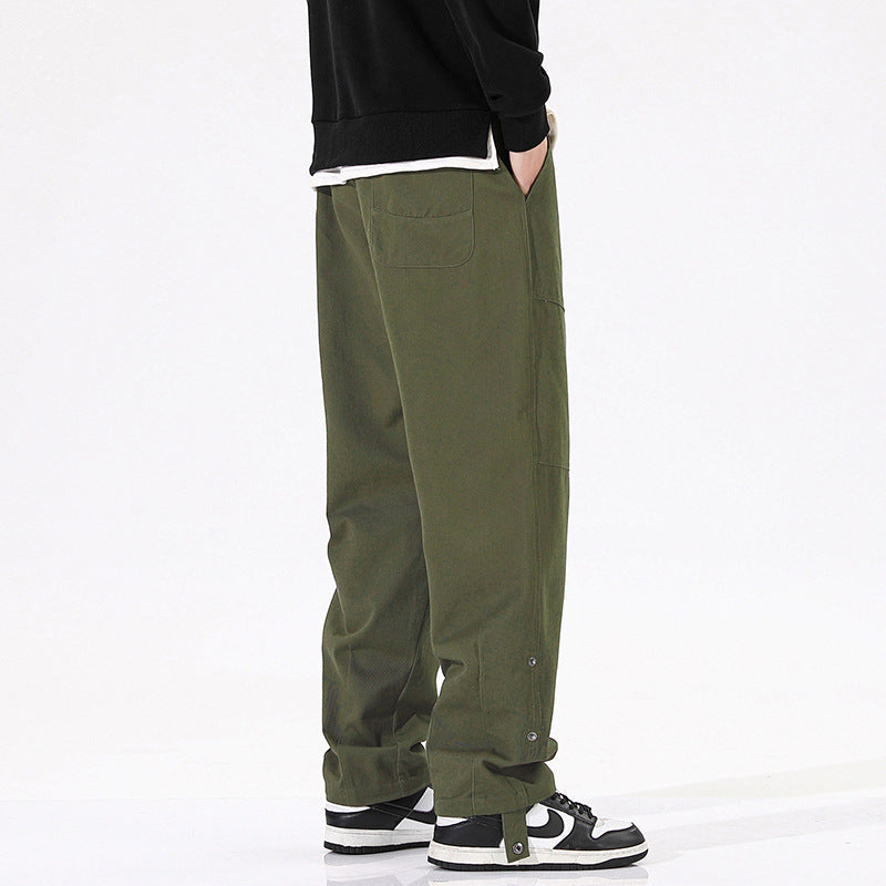 Men's cargo pants with practical side pockets and relaxed fit Lune London