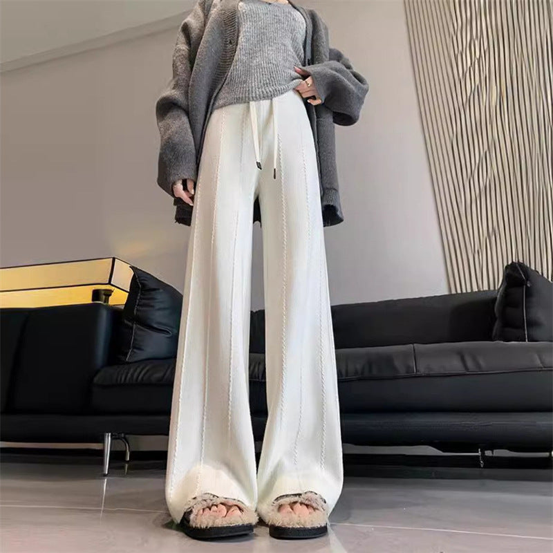 Warm palazzo pants for women with elastic waistband and side pockets Lune London