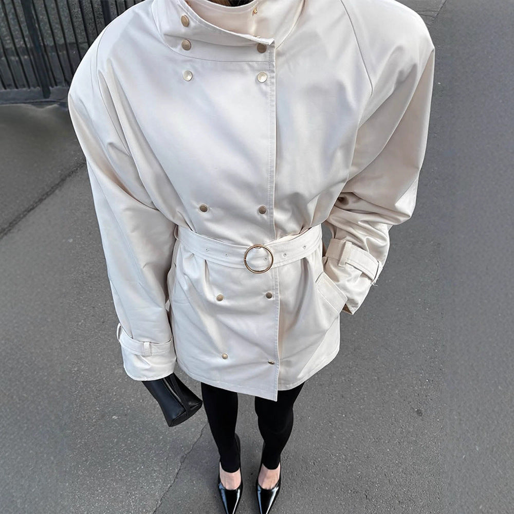 Women’s short trench coat in oversized look with extra wide lapel and snap button closure Amarae