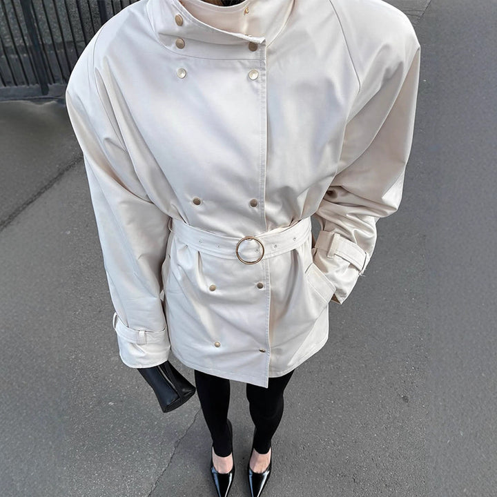 Women’s short trench coat in oversized look with extra wide lapel and snap button closure Amarae