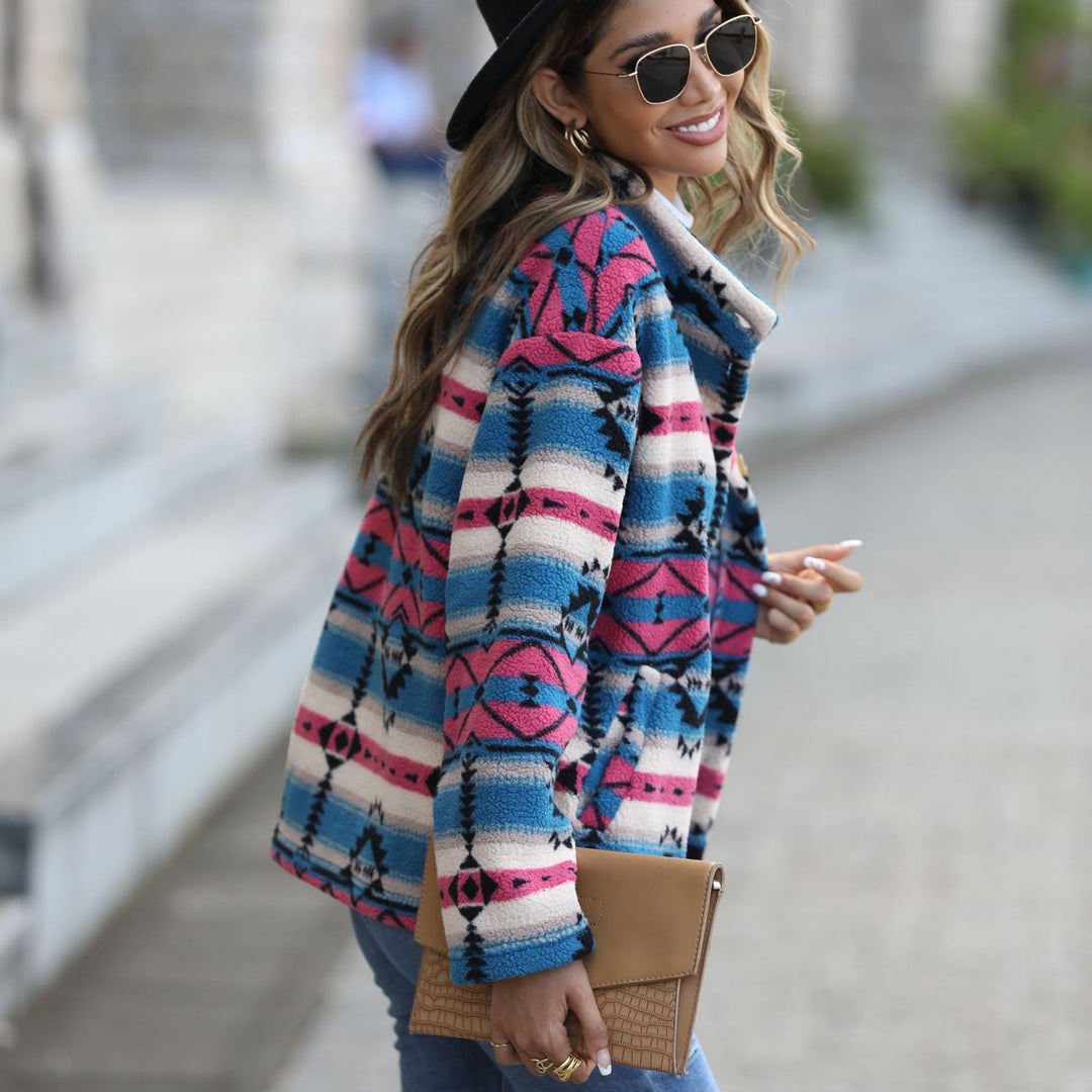 Women's fleece jacket with attractive geometric patterns and practical pockets Lune London