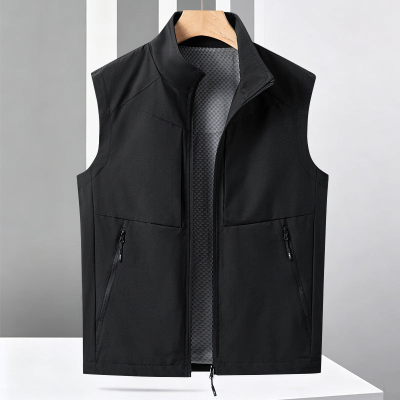 Men's Lightweight Multifunctional Softshell Vest with Breathable Mesh Lining and Two-Way Zipper Amarae