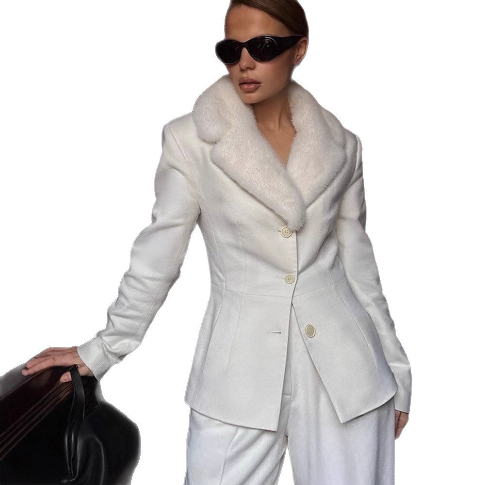 Ladies Tailored Blazer with Faux Fur Shawl Collar & Wide Pleated Trousers Amarae