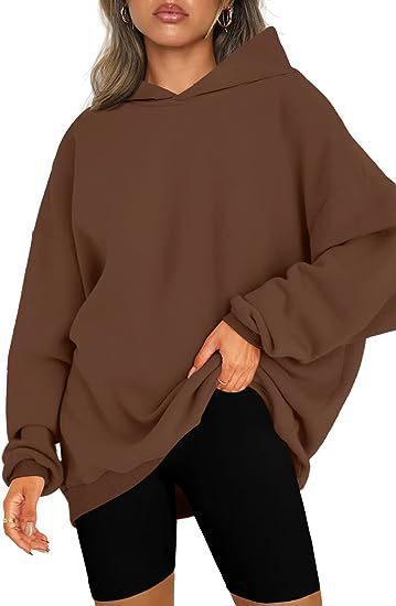Oversized hoodie for women with a relaxed fit and hood Lune London