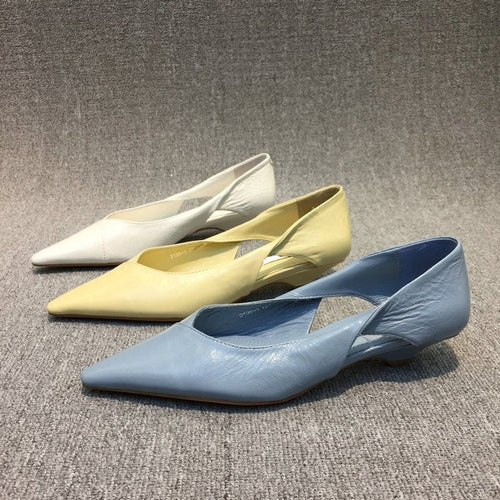 Women Refined Lace Ballet Flats with Smooth Leather Surface Amarae