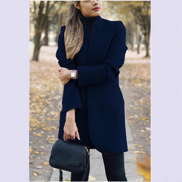 Chic Und Stil | Elegant Coat with Stand-Up Collar