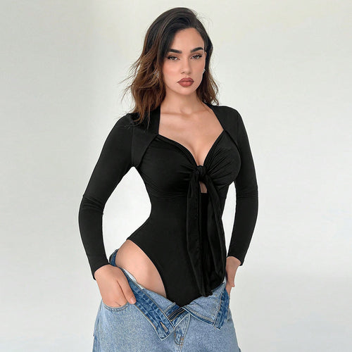 Robe Élégante pour Femmes avec Détail de Nœud et Décolleté Profond en V Chic & Stil