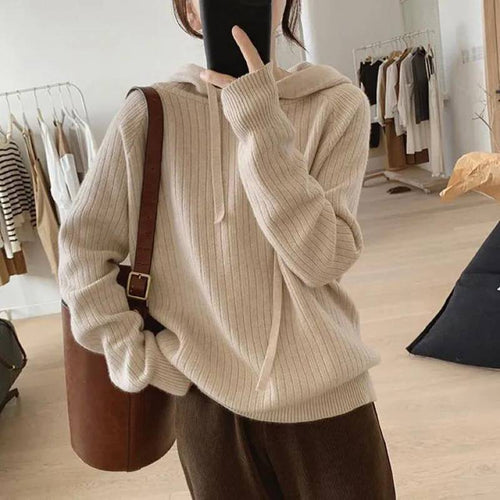 Sweat à capuche pour femmes avec texture à côtes fines et coupe décontractée Chic & Stil