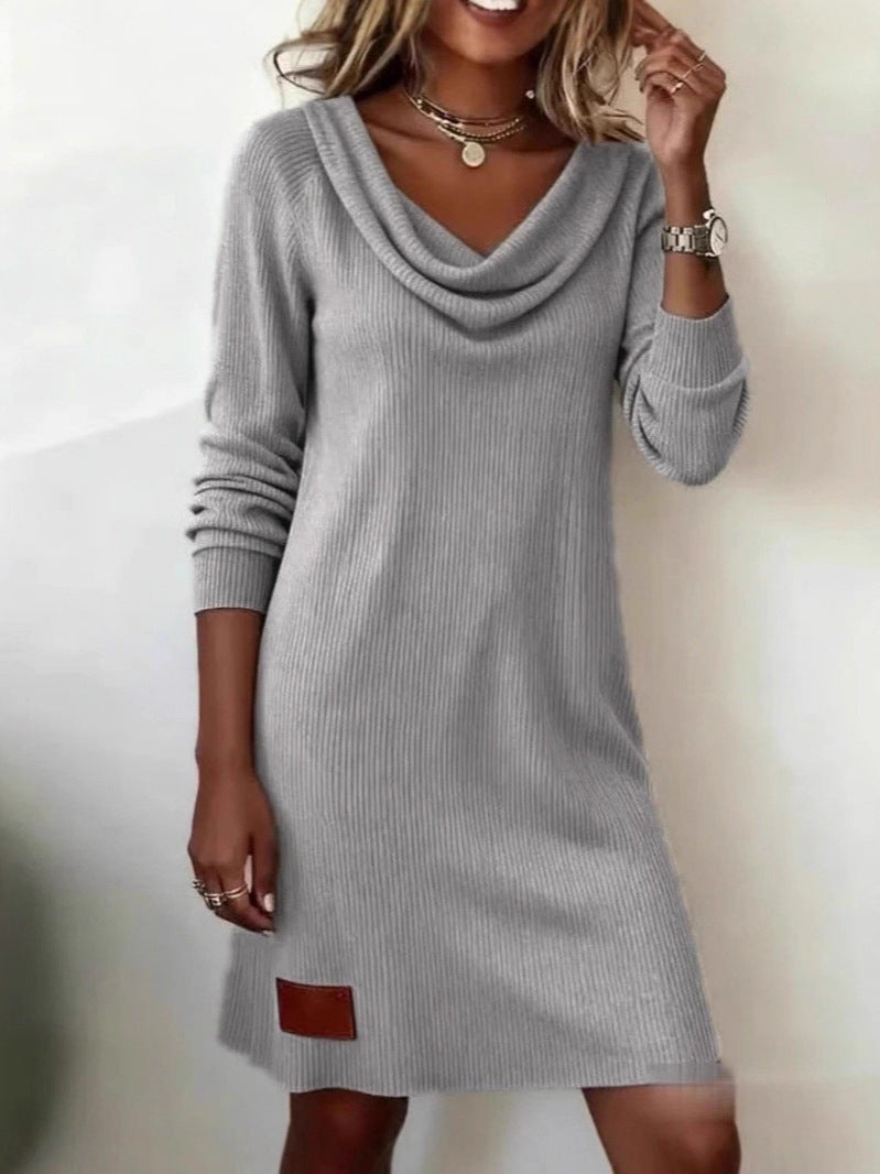 Robe tricot décontractée pour femmes avec décolleté en cascade Chic & Stil