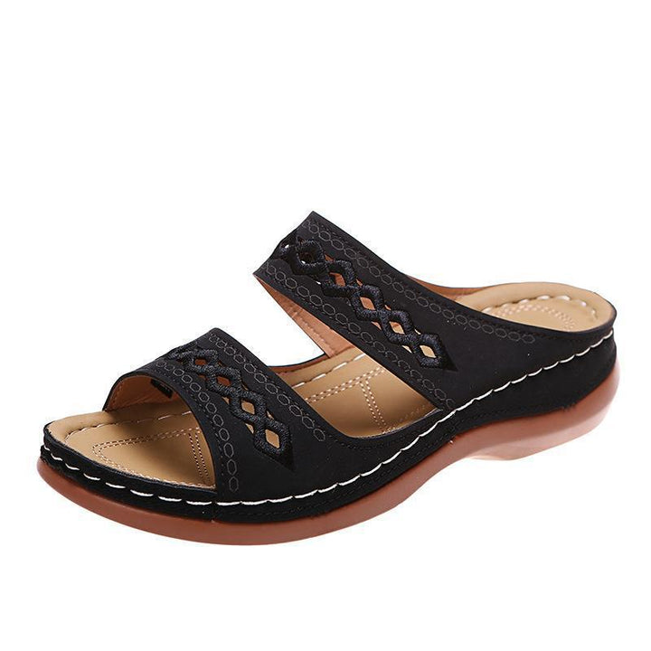 Comfortable garden shoes for women with elegant embroidery Lune London
