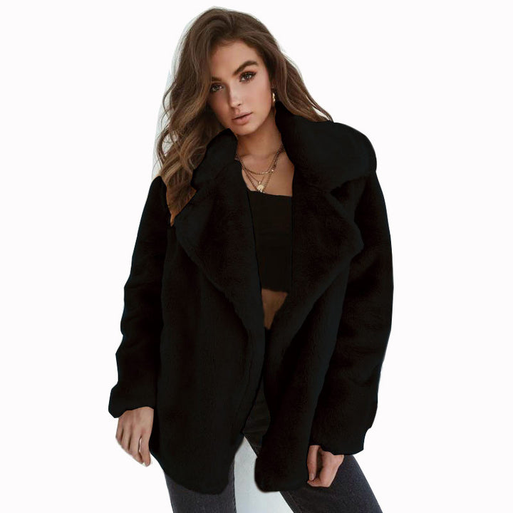 Cozy fleece coat for women with classic lapel Lune London