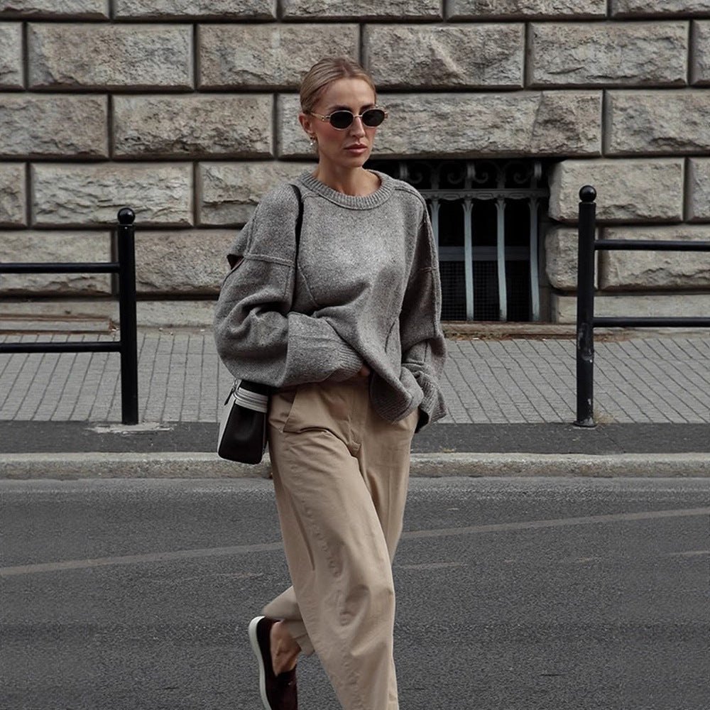 Women's Oversize textured knit sweater with extra-long balloon sleeves and round neck