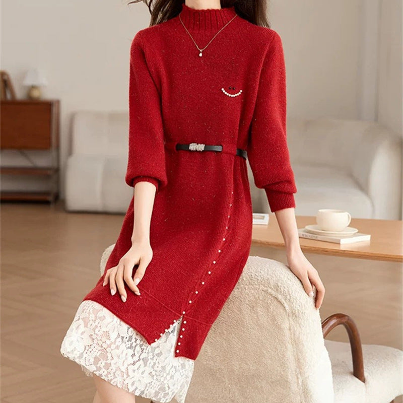 Robe en tricot pour femmes avec un élégant détail en dentelle et une ceinture à la taille Chic & Stil