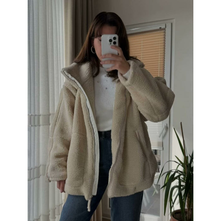 Lune London Women’s Cozy Fleece Jacket