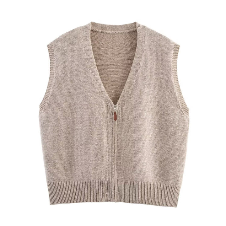 Women's knitted vest with full-length zipper and V-neck Amarae