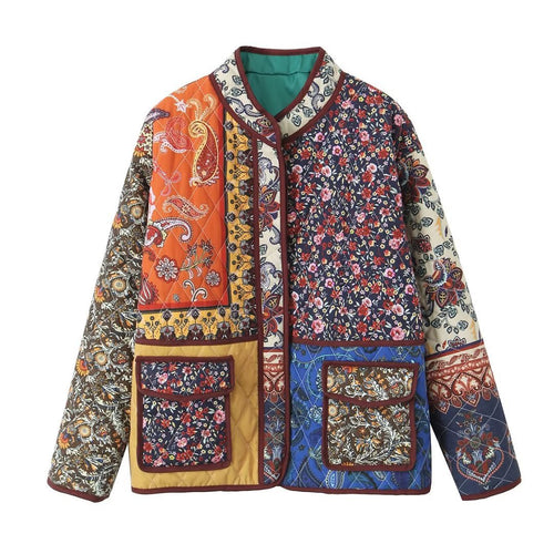 Lady quilted patchwork jacket with practical pockets and colorful pattern Amarae