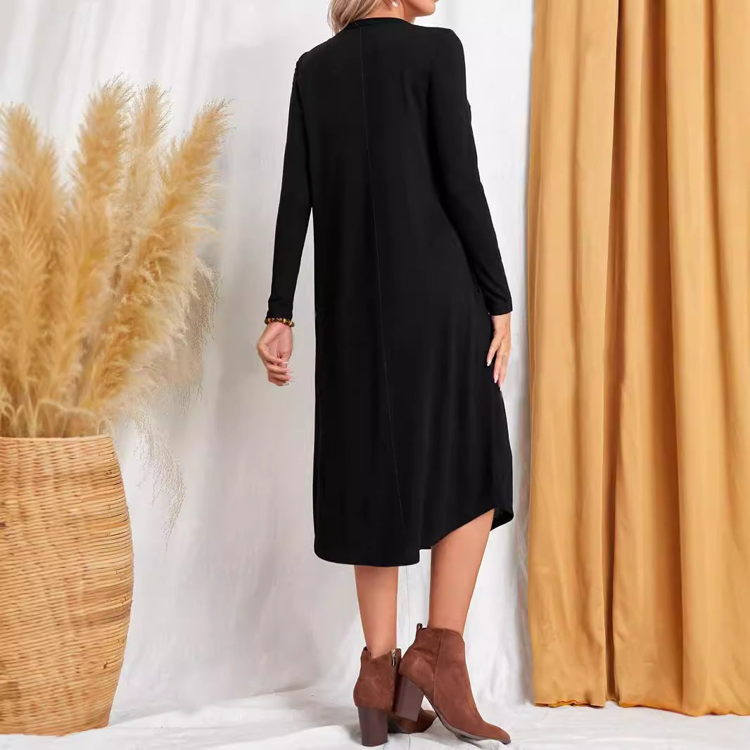 Casual maxi dress for women with practical pockets and loose fit Lune London