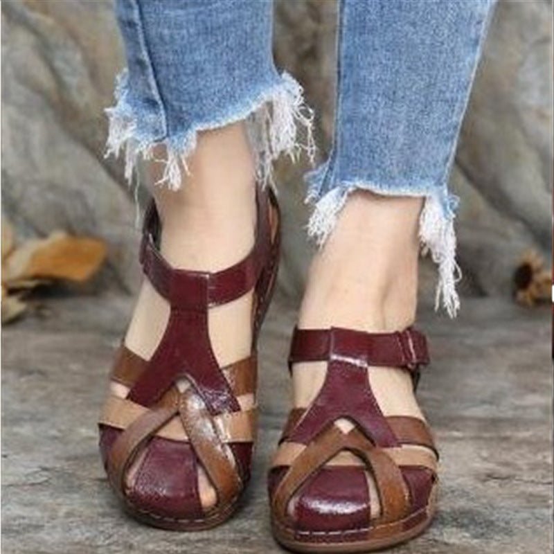 Strappy sandals for women with comfort sole technology Lune London