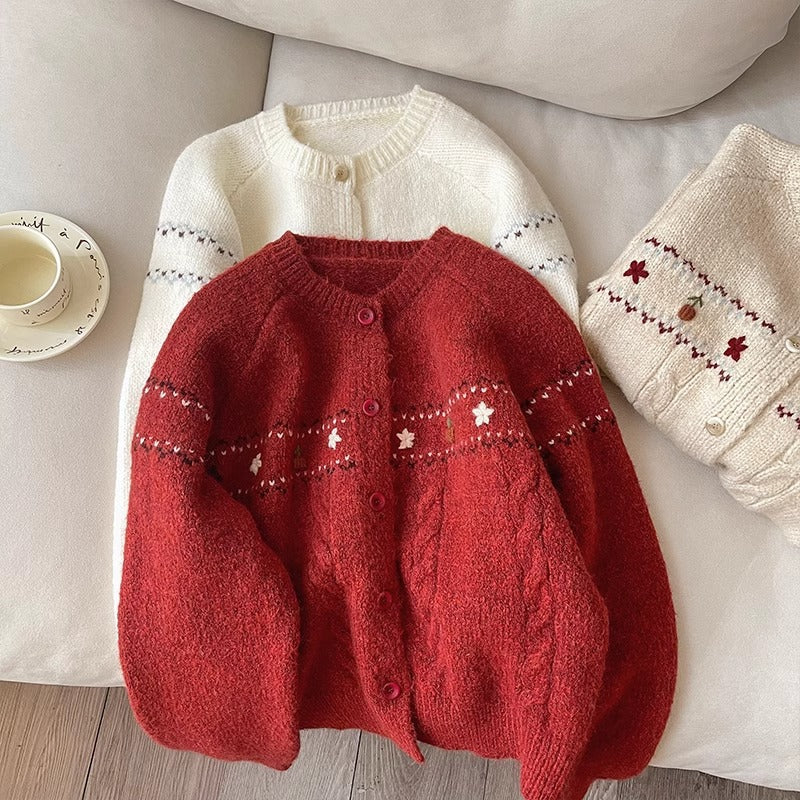 Women's knit jacket with floral appliqués and comfortable buttons Lune London