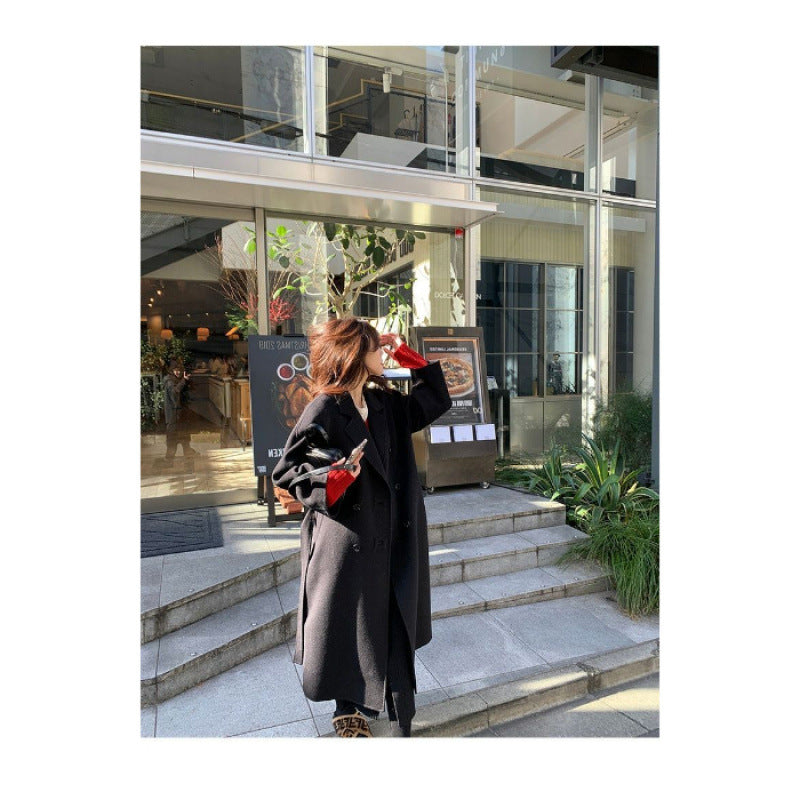 Women elegant winter coat with double button placket and generous pockets Chic & Stil