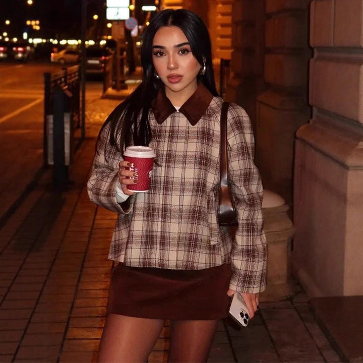 Women's boxy checkered transitional blouse with contrasting shirt collar Amarae