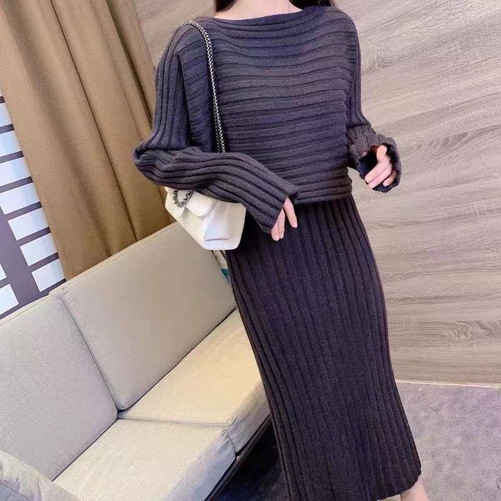Pull en maille élégant pour femmes avec design à épaules dénudées et texture à fines côtes Chic & Stil