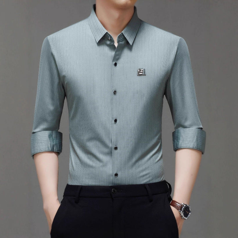 Elegant shirt for men with a textured design and modern accents Lune London