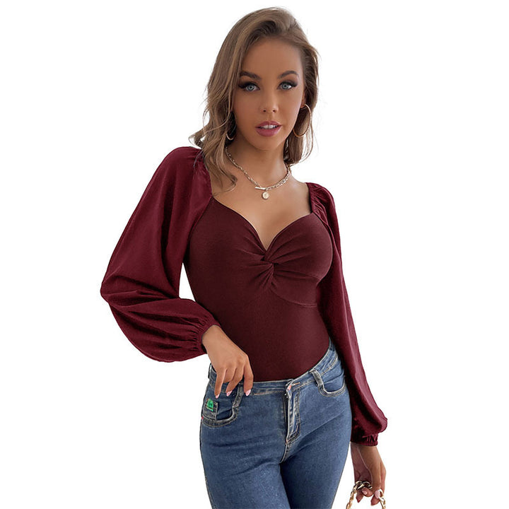 Ladies elegant body with deep V-neck and voluminous sleeves Lune London